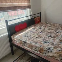 تخت دو نفره کاملا سالم