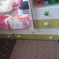 تخت خواب نوزاد نوجوانی|تخت و سرویس خواب|شیراز, نیستان|دیوار