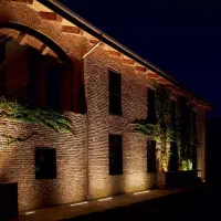 برقکاری و نورپردازی و دوربین مداربسته