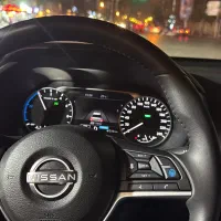 نیسان سیلفی هیبریدی max edition