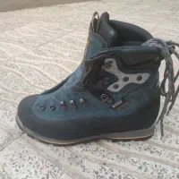 کفش کوهنوردی بستارد