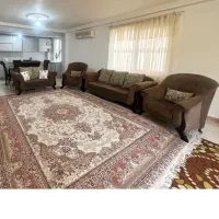 مبل هفت نفره کارکرده و میز ناهارخوری با صندلی