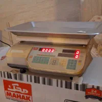 ترازو دیجیتال محک نو نو