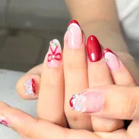 اموزش/خدمات ناخن