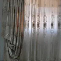 کتیبه ب همزاه حریر و پرده کناری