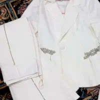 دودست کت وشلوار سفید نو