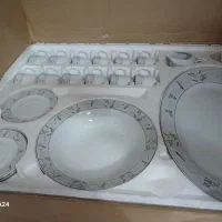 سرویس چینی ۱۲ نفره یا ۱۰۲ پارچه چینی زرین نو آکبند