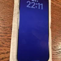 ایفون ۱۷ سفید پرومکس ۲۵۶ تک سیم za