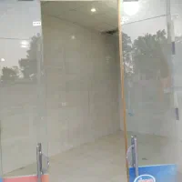 یک باب مغازه واقع در پونه یک
