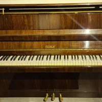 پیانو آکوستیک / پتروف / petrof / u106|پیانو، کیبورد، آکاردئون|رویان, |دیوار