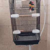 قفس بزرگ با پایه متحرک و آویزان