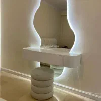 آینه قدی دفرمه دکوراتیو بک‌لایت و شلف کنسول دیواری