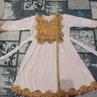 لباس مجلسی افغانی|کفش و لباس بچه|قم, قلعه کامکار|دیوار