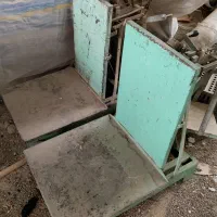 فروش دو عدد ترازوی قدیمی ۲۰۰ کیلویی