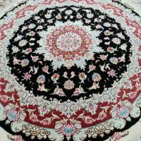فرش دایره قطر ۱.۵ متر رج ۵۰ نقشه نوری گل ابریشم