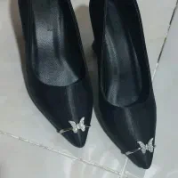 کفش زنانه پاشنه دار درحدنو