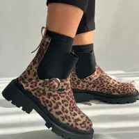 نیم بوت پلنگی/دخترانه/سایز38 کفش/کیف