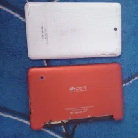 دوتا تبلت اوراقی روشن میشن ولی کار داره