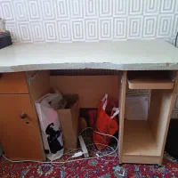 میز کامپیوتر چوبی