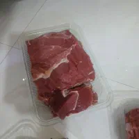 گوشت گوساله ممتاز گرم  ران  راسته و فیله و قلوگاه