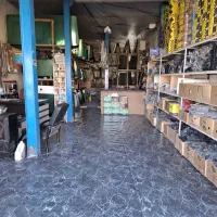 شیشه اتومبیل مرکزی