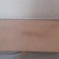 تخت چوبی