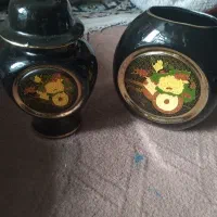 جای دستمال و ست قاشق چنگال کنارش