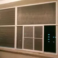 ساخت و نصب توری درب و پنجره پلیسه و آلومینیومی|خدمات پیشه و مهارت|پرند, فاز ۴|دیوار