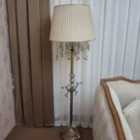 آباژور کنار سالنی