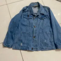 کاپشن|لباس|شهریار, شهریار|دیوار