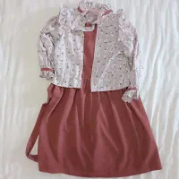 لباس دخترانه  سایز 10تا 12سال و تعدادی شومیز زنانه