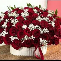 گل رز|گل مصنوعی|رباط‌کریم, رباط‌کریم|دیوار