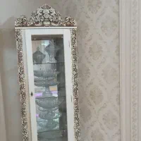 بوفه و ساعت
