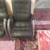 صندلی انتظار 8 عددویک میز جلو مبلی