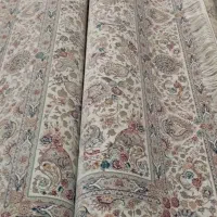 دوتخته فرش ماشین۱۵۰۰ شانه ۸ رنگ مشهد نو  ۹متری