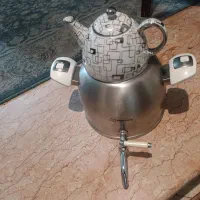 کتری شیر دار به همراه قوری