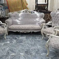 مبلمان ایتالیایی ۷ نفره به همراه میز