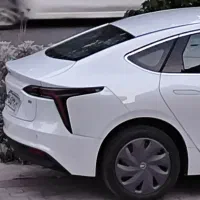 لونا برقی 2024