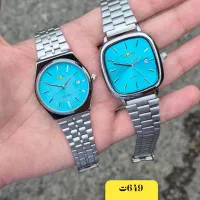 ساعت با رنگ خاص