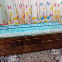 تخت نوجوان همراه با تخت مهمان