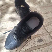 کتانی و کفش بزرگانه سایز ۴۰ بچگانه ۳۲|کیف، کفش، کمربند|زنجان, |دیوار