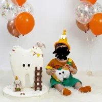 ماکت کیک دندونی. لباس دندونی. پاپوش و کلاه دندونی