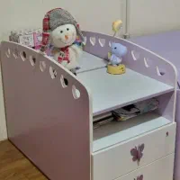 شلف دیواری و میز تحریر کشو دار