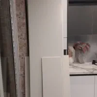 تعدادی ورق پی وی سی سایز مختلف و سنگ پله