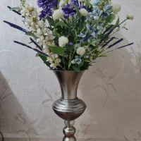 گل وگلدان