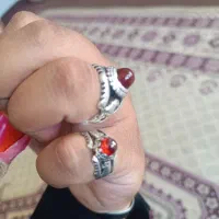 انگشتر. عقیقه