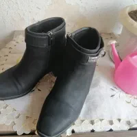 بوت مشکی سایز 36|کیف، کفش، کمربند|شیراز, شیشهگری|دیوار