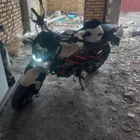 موتوربنلی ۲۵۰