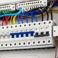 برقکار ساختمان برق کار صنعتی تعمیرات نصبیات