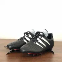 کفش فوتبال استوک کاملا نو سایز ۴۲